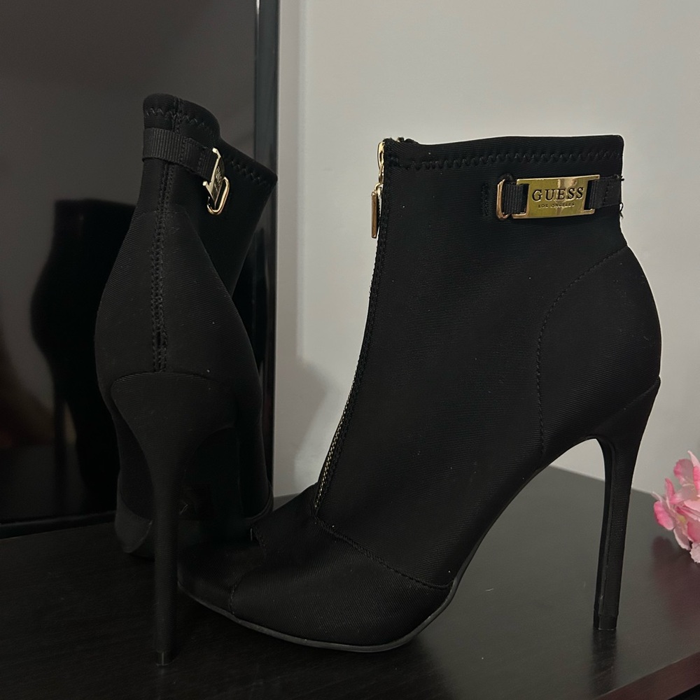 Guess Elegant Black Heeled Boots
